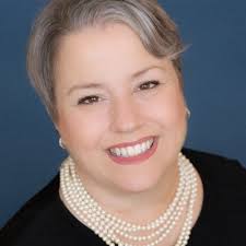 Laurel Earhart (@LaurelEarhart)