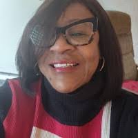 Robin Renfro's Instagram, Twitter & Facebook