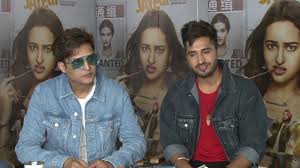 Mutlu phirr bhag jayegi (çeviren. Filmymeet Happy Phirr Bhag Jayegi Happy Bhag Jayegi 2016 Movie Review A Potpourri Of Rai Ve Krishika Lulla Tarafindan Uretilen Bir Bollywood Komedi Filmi Salvandoaterra2010