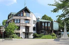 Wir eine vierköpfige familie packen gerne bei gartenarbeit und renovierungsarbeiten mit an die wohnung sollte in eschenau brand oder. Markt Eckental