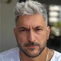 Roy Costa's Instagram, Twitter & Facebook