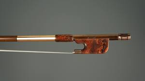 Violin Bow Stabilized Burled Rosewood Frog Gold Mounted Stabilized Blackwood Tip Png 1024 575