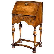 Walnut Bureau Of William And Mary Design William And Mary Period Furniture Furniture