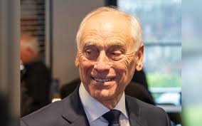 Ascona appoints Costcutter founder to its board