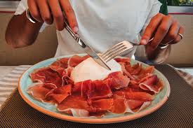 Vincanto - Un'esperienza di gusto autentico nel cuore di Firenze:  prosciutto crudo e burrata, il trionfo della semplicità da Vincanto. 🧀🍖✨  #VincantoFirenze #SaporiItaliani #CucinaTradizionale #FirenzeFoodies |  Facebook