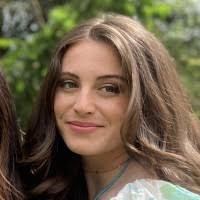 Claire Kunkel's Instagram, Twitter & Facebook