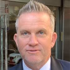 Interesting strategy for a VC leaving a top-tier fund a starting his own  new fund.