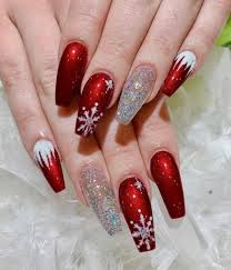 50 Surprisingly Cute Christmas Nail Art Designs Xmas Nail Art Ideas Nailart Naildesigns Nailartdes Red Christmas Nails Cute Christmas Nails Xmas Nail Art