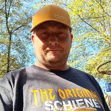 Drilling with a 2-inch Forstner bit at 250 RPM causes smoke. What's the  issue?