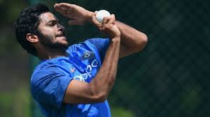 India's shardul thakur and washington sundar during a fourth test match between india and australia, in gabba on sunday. Shardul Thakur To Replace Injured Jasprit Bumrah For England Odis Cricketleague Tk Sports News Cricket Bowler