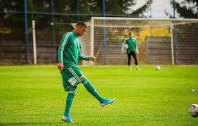 Lucrările la stadionul din târgu jiu au început în anul 2017 şi au fost finalizate doi ani mai târziu. Yasin Hamed Wikipedia
