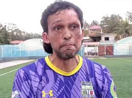 Pedro Joaquín Amador asegura que su rol en el gobierno le permite ser  jugador a tiempo completo