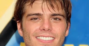 Matthew Lawrence's Net Worth Is Shockingly Low Despite His Success On Boy  Meets World, Here's Why