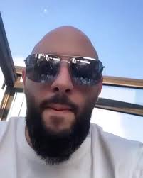 Abed Achour Et Sa Nouvelle Femme