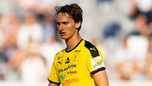 Ekdal stockholm'de doğdu ve gençken if brommapojkarna ile futbol oynamaya başladı. Fotbolltransfers Com Hjalmar Ekdal Aktuell For Hammarby
