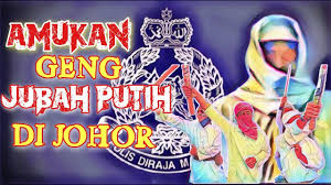 Balai polis batu pahat terletak di tengah bandar batu pahat, johor. Serangan Geng Jubah Putih Di Balai Polis Batu Pahat Johor Youtube