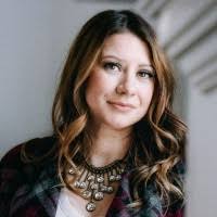 Carey Curry's Instagram, Twitter & Facebook