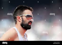 400m male race hi-res stock photography and images