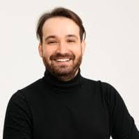 Andrew Pech's Instagram, Twitter & Facebook