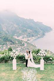 Dreamy Amalfi Coast Elopement At Belmond Hotel Caruso In Ravello Wedding Venues Italy Amalfi Coast Wedding Italian Wedding Venues
