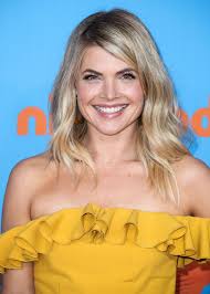 Celebmafia Celebrity Style Fashion Clothes Outfits Photos Gifs Videos Page 7445 Of 17545 What is it about french style that's so simple and effortless?