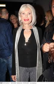 Ο σύζυγος της ηθοποιού έφυγε από τη από τη ζωή. H Spania Emfanish Ths Rikas Dialyna Sta 88 Ths Xronia Magnhtise Ta Blemmata