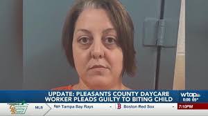 Mary Bookman's Instagram, Twitter & Facebook