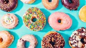 Umumnya donat ini dibagi jadi 2 macam, yakni donat dengan bentuk cincin berlubang serta donat dari bentuknya yang unik serta rasanya yang gurih, donat pun menjadi salah satu kue yang paling. Closeup Baking Donuts On Plate Hd Cara Membuat Donat Wallpapers Hd Wallpapers Id 61812