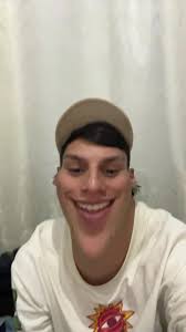 Dylan Cardona (@dyc.07_)