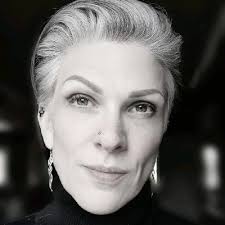 Rebecca Collis's Instagram, Twitter & Facebook