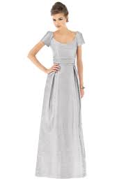 This Alfred Sung Look Would Be Great For Mother Of The Bride It S Timeless A Alfred Sung Bridesmaid Dresses Modest Bridesmaid Dresses Bridesmaid Dress Styles