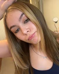 Samantha Mcdevitt's Instagram, Twitter & Facebook