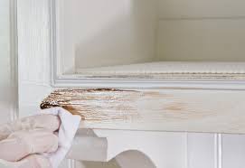 how to paint kitchen cabinets in a