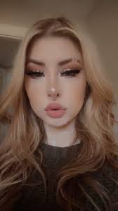 Posting diabaddies 🫶🏻 30 years old looking for friends and to commect .  I've had type 1 diabetes for 16 years now , I was diagnosed at 14. When I  turned 27 I was diagnosed with retinopathy in both ...