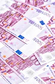 This public regulatory authority is responsible for the supervision of crash 2020 500 euro scheine sammeln all kinds of gaming activities that are based in malta. 500 Euro Bills Banknotes Five Hundred Notes European Currency Stock Photo Picture And Royalty Free Image Image 57664817