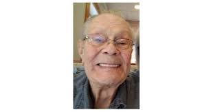 Kristine Toth's Instagram, Twitter & Facebook