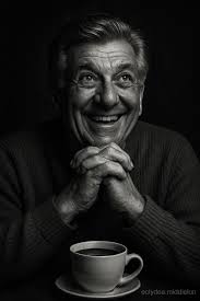 Good afternoon Coffee Familia ❤️☕️🎵! It's been awhile 🥺 but still  caffeinated 👌🏼 Coffee at home, from Human Bean , DB , at the movies 🎥  and everywhere 😋!! Hope you all have a great weekend 🇺🇸!