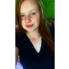 Cindy Melzer's Instagram, Twitter & Facebook