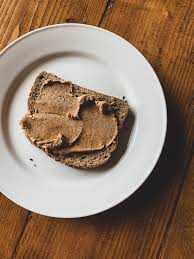 We tested hundreds of new noshes (tough job, right?) to come up with this list of delectable options that will satisfy. My 5 Favorite Healthy Snacks Kath Eats Real Food