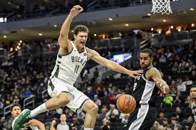 Milwaukee bucks san antonio spurs live score (and video online live stream*) starts on 21 mar here on sofascore livescore you can find all milwaukee bucks vs san antonio spurs previous. Bucks Vs Spurs Game Thread Brew Hoop