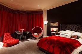 Red bedroom paint colors from behr can complement any style you like. 20 Red Bedroom Ideas That Look Pretty Classy