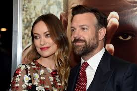Olivia has a very promising directing and producing career and jason has films lined up. the quotes about their amicable relationship don't seem to be all talk—wilde and sudeikis were photographed on monday sharing a laugh and a long hug. Did Harry Styles Cause Olivia Wilde And Jason Sudeikis Breakup