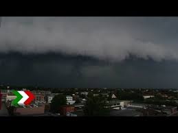Besonders schwer hatte es in nrw den raum aachen, wuppertal, aber auch duisburg getroffen. Unwetter Uber Nrw Bilder Aus Essen Youtube