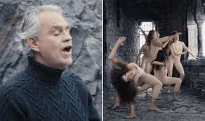 Последние твиты от andrea bocelli (@andreabocelli). Andrea Bocelli Sings Hallelujah In Stunning Dance Music Video Watch Music Entertainment Express Co Uk