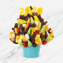 Edible Arrangements Fruit Baskets 2020 Delicious Celebration Dipped Fruit Delight