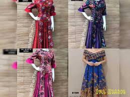 Desain baju tenun terbaru pun mengakomodir tren baju modern yang fashionable dikenakan pria, wanita, maupun anak anak. Stelan Rok Blues Tenun Dan Dress Batik Modern Terbaru 2019 2020 Youtube