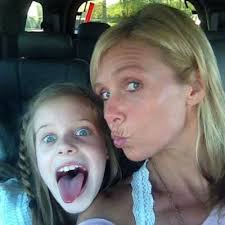 Mitzi Elkins's Instagram, Twitter & Facebook