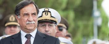 Governo, il sottosegretario alla Difesa Rossi rimette le deleghe dopo  servizio delle Iene: "Figlio assunto da deputato"