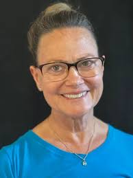 Linda Mccarroll's Instagram, Twitter & Facebook