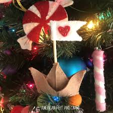 Costumes, christmas trees, graduation, artificial flowers Diy Origami Paper Boat Ornament Pattern American Felt Craft Blog